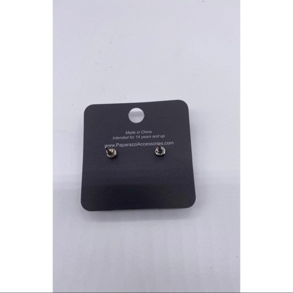 Eco Elegance- Brown Post Earrings
Item‎ 162 - Picture 3 of 4